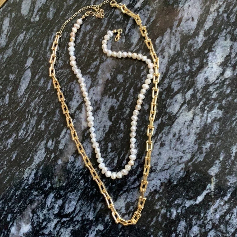 Set - Pearl Necklace and Gold Chain Necklace